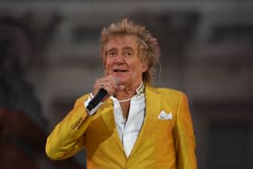 Sir Rod Stewart renting and furnishing a home for Ukrainian refugee family of seven who fled war