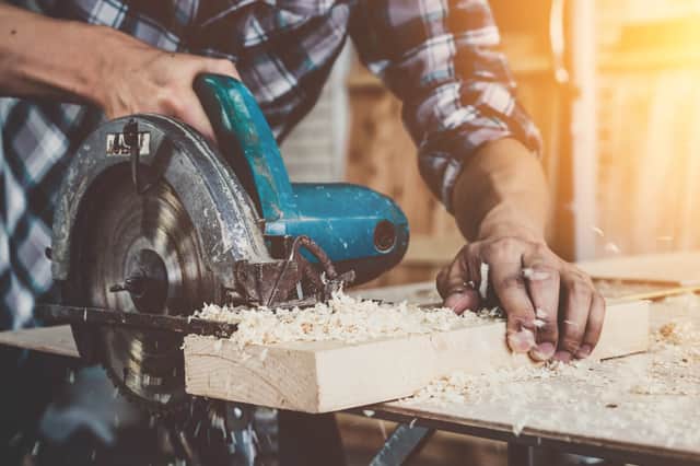 <p>Best circular saws: cordless models for DIY, from Vonhaus, Bosch</p>