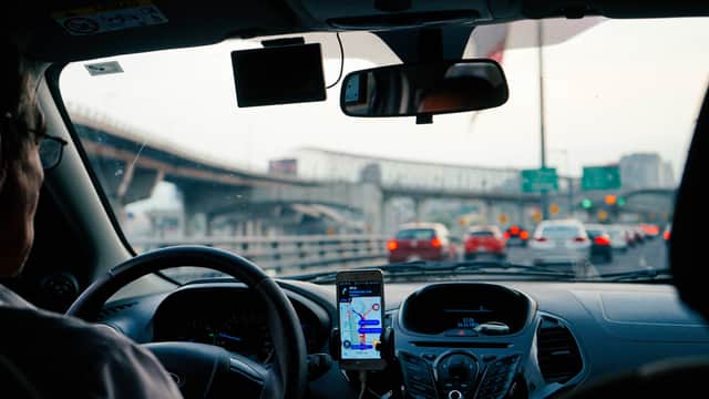 Unregulated airport taxis could take advantage if you’re uneducated on typical fares