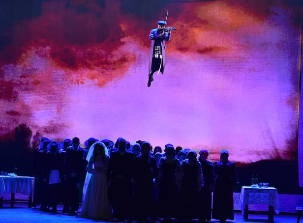 Chaim Topol, best known for his role in Fiddler on the Roof, has died.