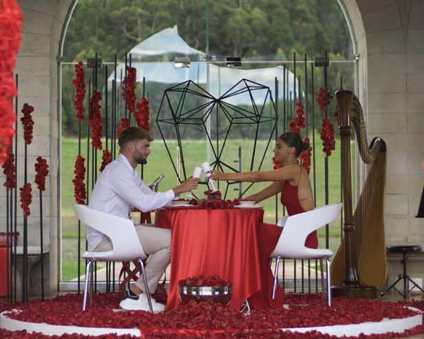 Tom and Samie could be crowned the winners of Love Island 2023, according to current betting odds