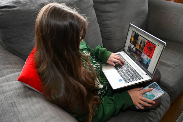 Teens are more likely to listen to their parents than social media when it comes to big life decisions according to research. 26th April 2023.