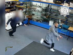 Thieves caught on camera robbing a jewellery store in East Sussex
