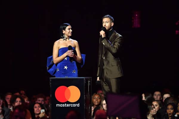 Dua Lipa and Calvin Harris accepting the British Single award during The BRIT Awards 2019 (Photo: Gareth Cattermole/Getty Images)