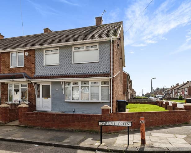 A three-bedroom home has gone up for sale with an interesting feature - a wall with a huge Peaky Blinders mural. 