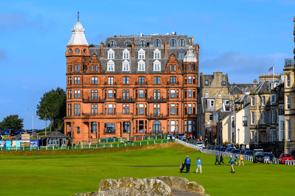 Flat overlooking 18th hole where Tiger Woods took historic win goes on the market for £2.3m