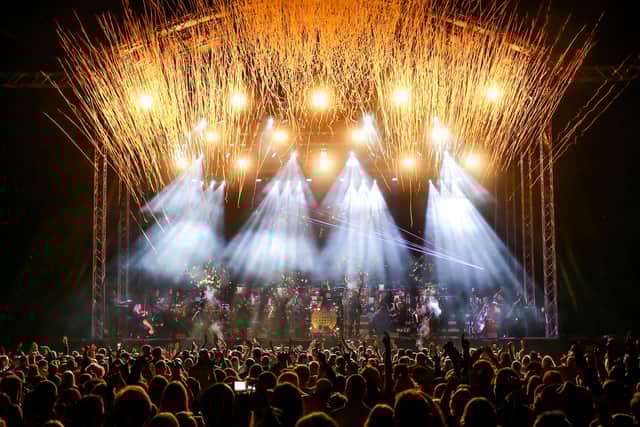 Ministry Of Sound Classical is brought to life by the stunning 50-piece London Concert Orchestra and sensational vocalists.