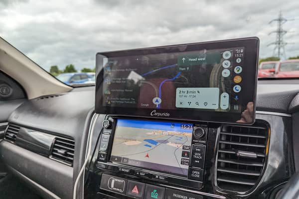 Dash-mounted screens add modern infotainment to any car