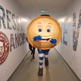 Crusty the Pie football mascot