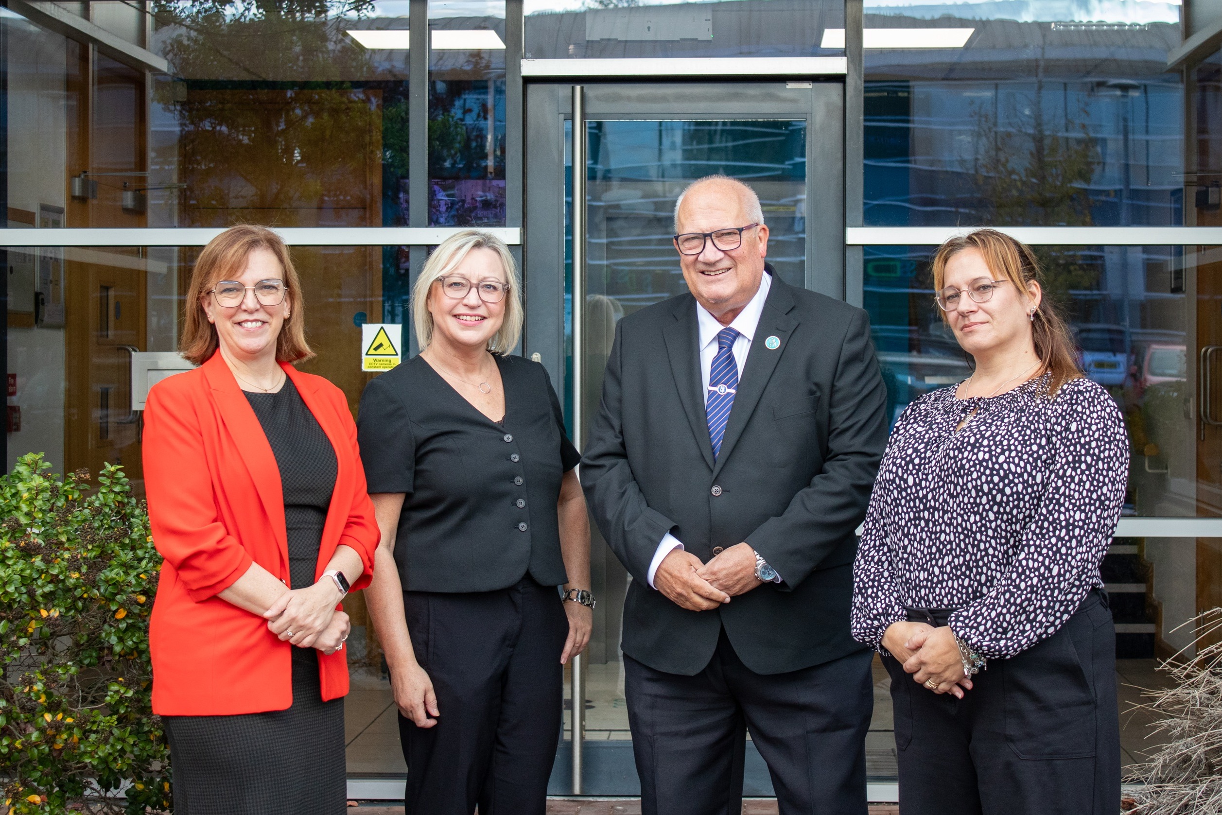 Chamber secures contract extension to support Warwickshire businesses