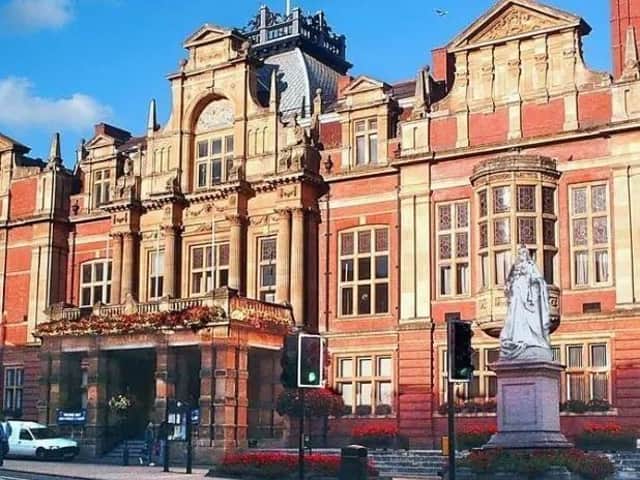 An historic photo of Leamington Town Hall.