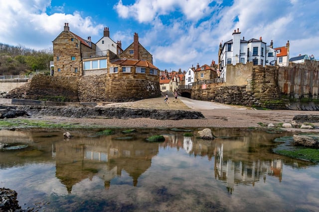 The beach at Robin Hood's Bay has a powerful, natural beauty, all of its own, making a great destination for amateur photographers. With its backdrop of craggy cliffs and sweeping views round the bay, it is popular with walkers.