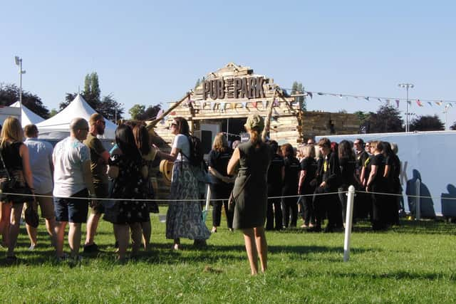 Pub in the Park in Warwick 2019. Photo by Geoff Ousbey