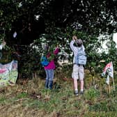 Protesters at the Hunningham Oak. Photo by David Hastings of dh Photo.