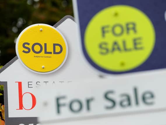 House prices dropped in the Warwick district in May, new figures show.