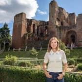 Fiona Bruce and the Antiques Roadshow team have been filming at Kenilworth Castle valuing family heirlooms and missing masterpieces.