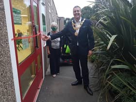 The Mayor of Warwik cllr Terry Morris and Wendy Neal chair of Woodloes Community Centre. Photo supplied