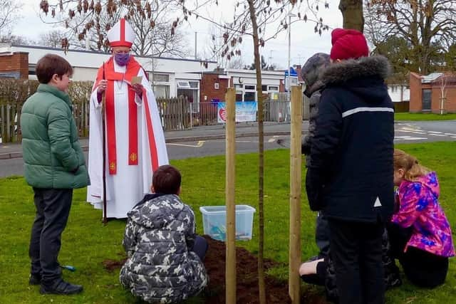 Key workers planting the trees included nurses, police officers, care workers, Henry VIII Charity, St Edith’s House, The Gap Community Centre, who were joined by pupils and adults from Emscote Infant School and All Saints’ C of E Junior School and Bishop David Evans. Photo supplied