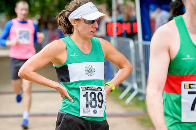 Laura Pettifer is aiming to complete the London Marathon without walking any of it