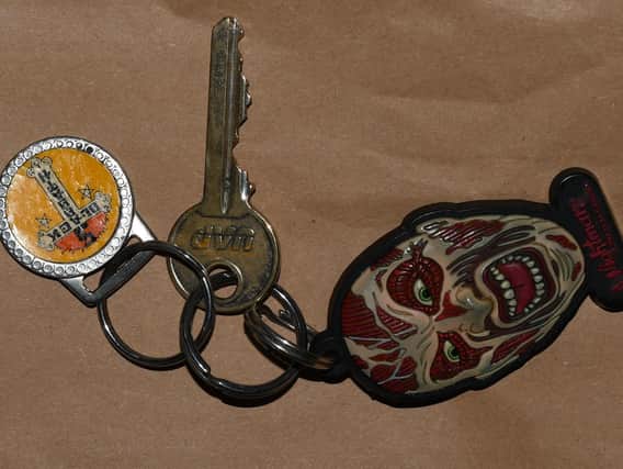 The key and keyrings found on the man whose body was found in the River Leam. Do you know the identification of the owner of these?