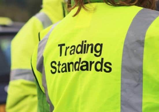 Rogue traders are knocking on doors in the Kenilworth area falsely claiming that residents roofs need repairing.