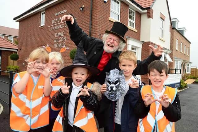 Storyteller Richard York with children from Heathcote Primary School. Photo supplied