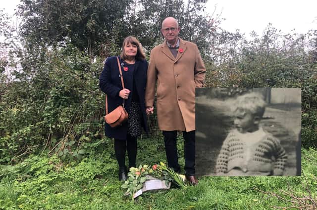 Malcolm and his wife Sharon with the tribute and, inset, Geoffrey.