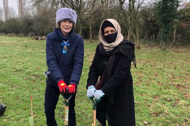 Midlands Regional President of the Ahmadiyya Muslim Women's Association Iftikhar un Nisa Yusaf with High Sheriff of Warwickshire Lady Willoughby de Broke).