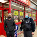 Dorianne from Iceland with PCSO Craig Ricardo from Warwickshire Police’s Safer Neighbourhood Team (photo by Kenilworth Watch).