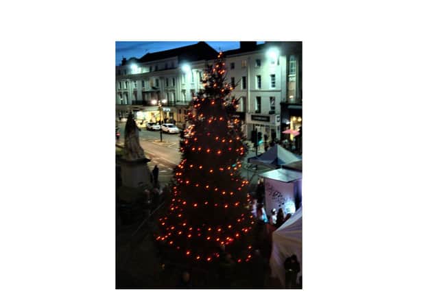 The Leamington Tree of Light 2021.