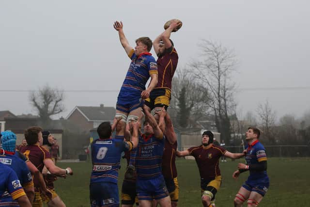 Robin Corrigan winning a lineout, with (from left) OLs' Charlie Johnson, Pete Nealon and Wes Hallam.