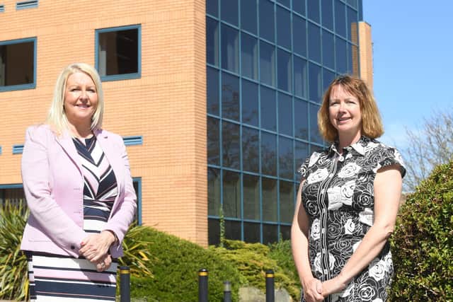 Justine Chadwick from the CWLEP Growth Hub (left) with Eva Harrison from Career
Seekers Direct. Photo supplied