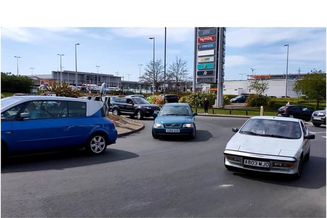 James May was spotted driving a blue Renault Avantime (left) and Richard Hammond was spotted driving a silver Talbot Murena. Photo from footage by Paddy McCormack