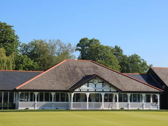 Royal Leamington Spa Bowls Club's club house has had a refurbishment to turn it into a "world class facility" for when it hosts Commonwealth Games competitions next year.