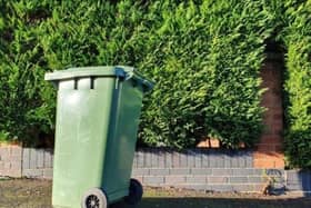 Tens of thousands of residents in south Warwickshire have signed up to pay for green bin collections.