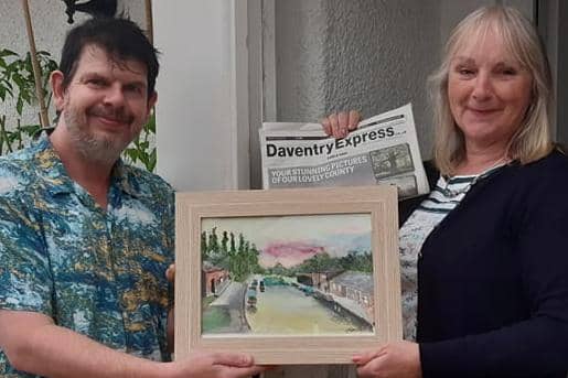Stephen presents the painting to Helen.