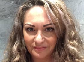 Peri Lazzara.