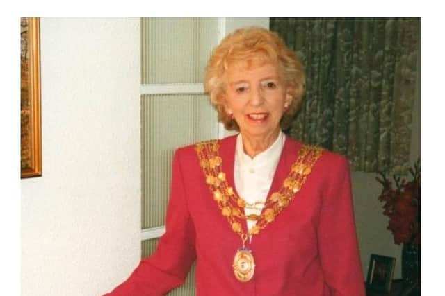 Pauline Edwards  served the town as Mayor in 1990-1991, 1998-1999 and 2004-2005.