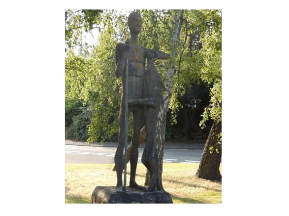 The statue on the Coventry Road, Warwick depicts the aftermath of a bar hunt.