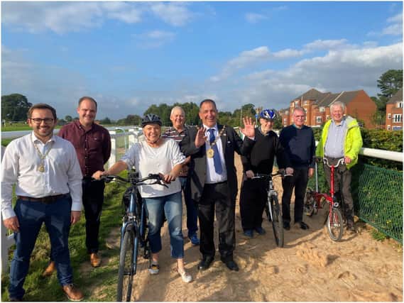 Pictured from left to right The Mayor of Warwick Cllr Richard Edgington, Cllr Liam
Bartlett, Cllr Moira-Ann Grainger, Cllr Noel Butler, Chairman of WDC, Cllr Neale
Murphy, Cllr Martyn Ashford, Cllr John Holland and Chairman of the Warwick
Society James MacKay. Photo supplied