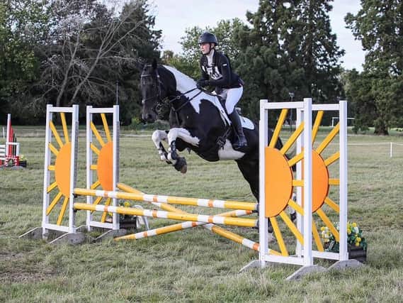 Moreton Morrell College student Faith Penn competing with her horse Erwlas Jump for Gold. Photo by Samantha Chapman