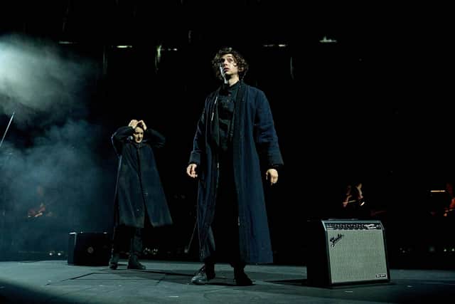 Alby Baldwin and Samuel Blenkin as Horatio and Hamlet (photo: Manuel Harlan)