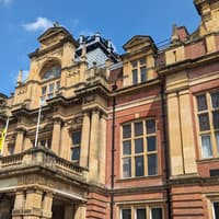 Warwick District Council leader narrowly escapes no-confidence vote as Zionism row rumbles on