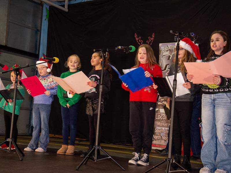 RL Performers Academy captivate the Christmas crowds.