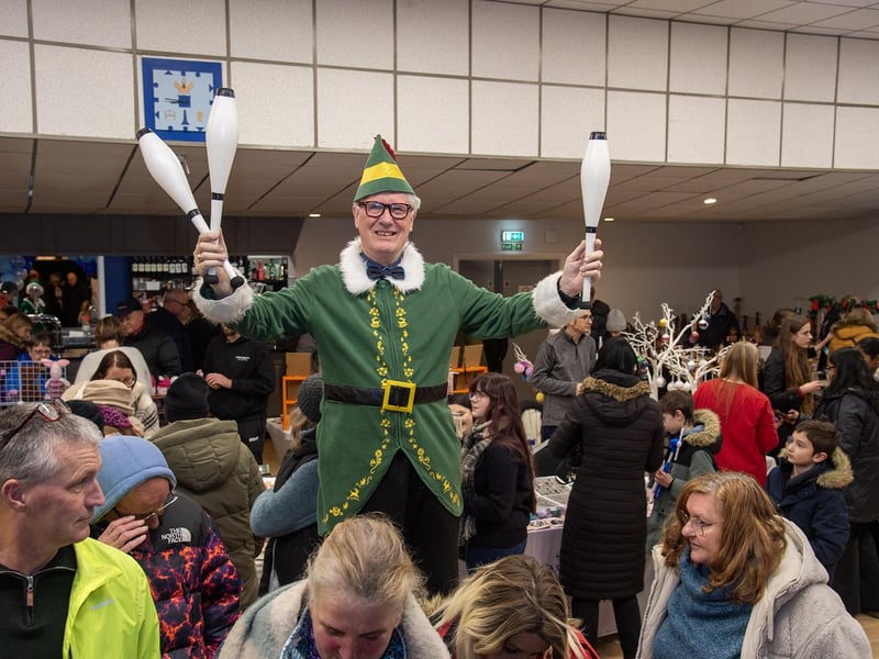 John 'the tallest elf in the world', pays a visit to Lutterworth.