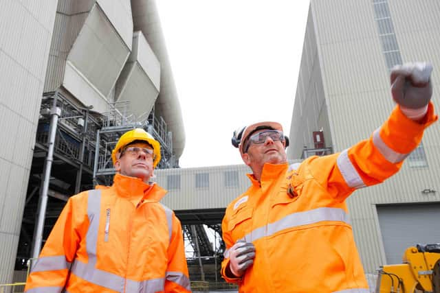 Lord Callanan visits Rugby Cement 2 with Jamie Jordan (Cemex).