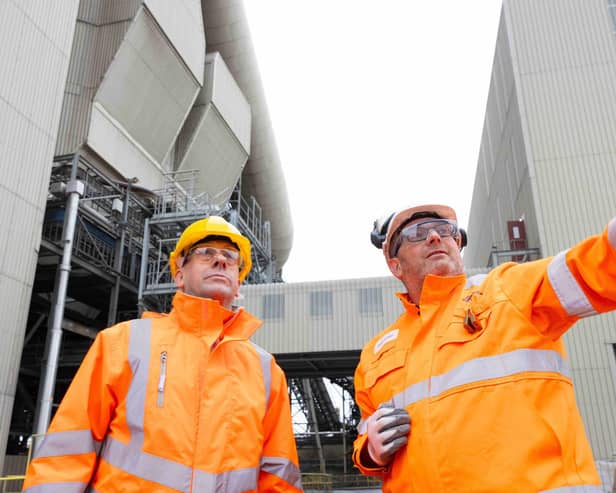 Lord Callanan visits Rugby Cement 2 with Jamie Jordan (Cemex).