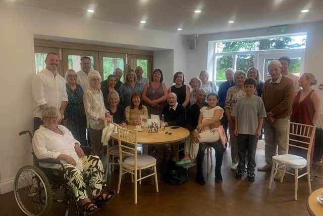 Don Knight celebrates his 90th birthday with his family at the Newbold Comyn Arms right next to the former golf course and club where he was the professional for 26 years.Picture supplied.