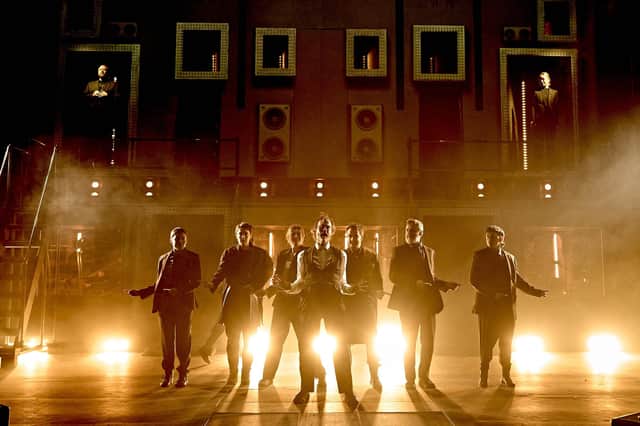 'Thrilling and propulsive': The company of Hamlet Hail to the Thief (photo: Manuel Harlan)