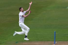 Olly Hannon-Dalby has signed a new Warwickshire deal.